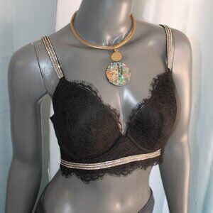 Victoria's Secret Very Sexy Rhinestone Longline Black Lace Bra NWT 34D